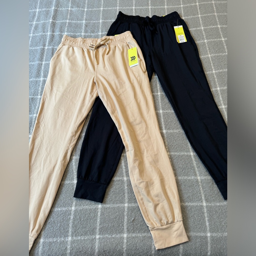 NWT All In Motion Women’s Soft Stretch Pants XS